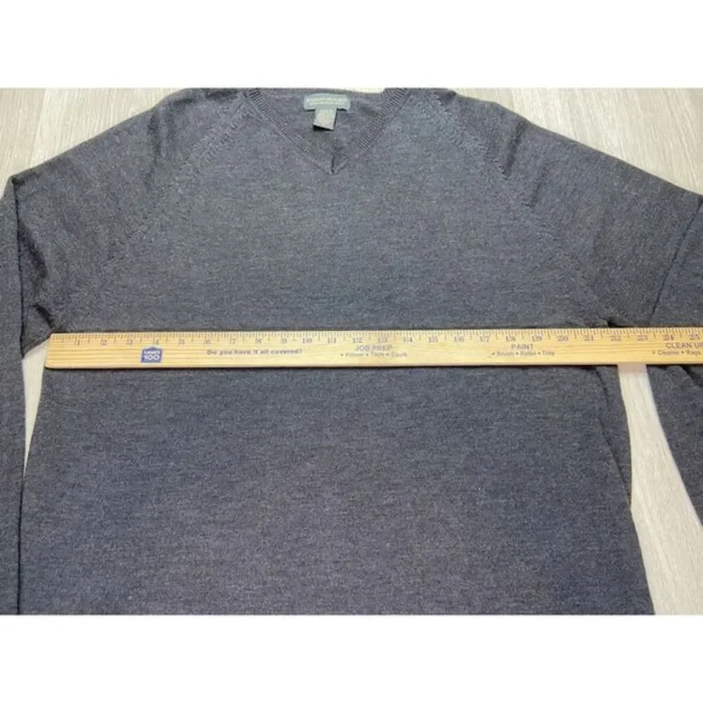 Banana Republic Sweater Men XL Gray Fine Merino Wool V Neck Italian Classic Golf